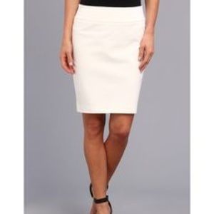 NWOT Christin Michaels White Pencil Skirt (sz 14)